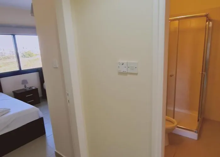 Trinity Apts شقة باراليمني