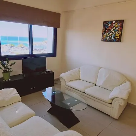 Trinity Apts Paralimni