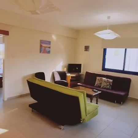 Trinity Apts Paralimni