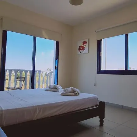 Trinity Apts *