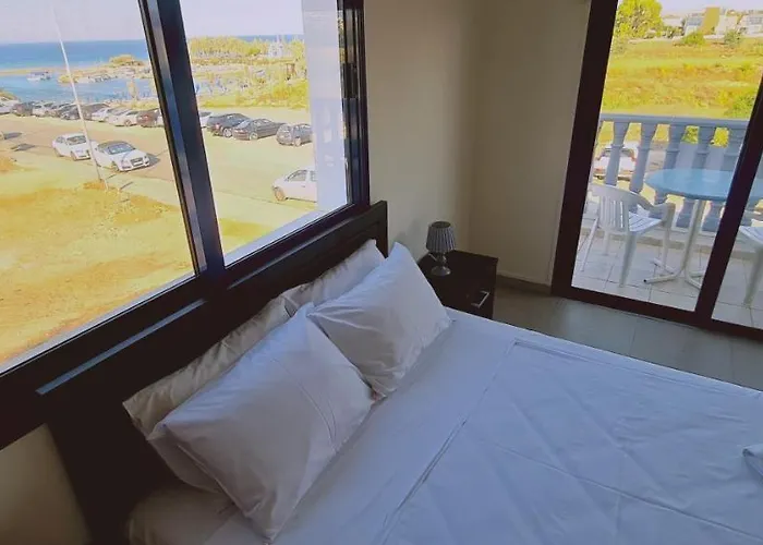 Trinity Apts Paralimni