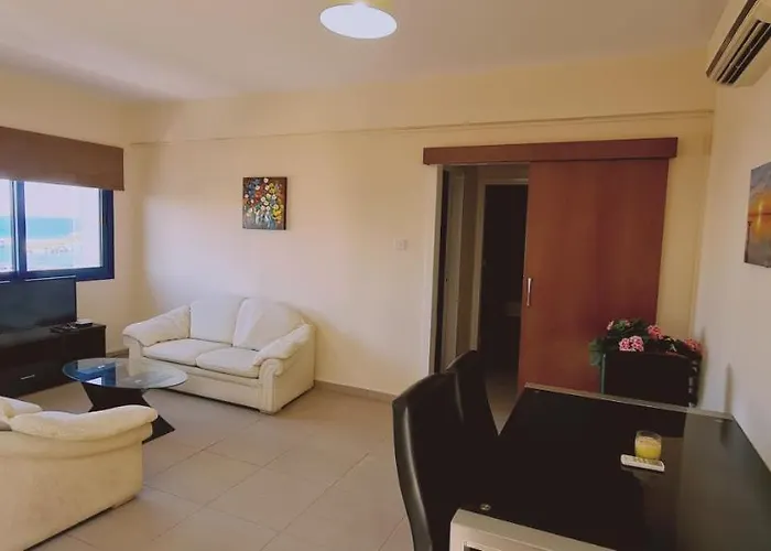 Trinity Apts Paralimni