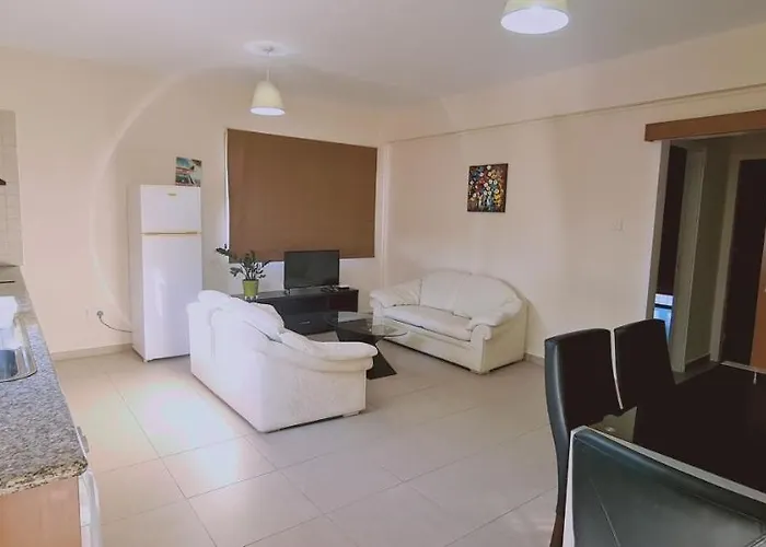 Trinity Apts Daire Paralimni